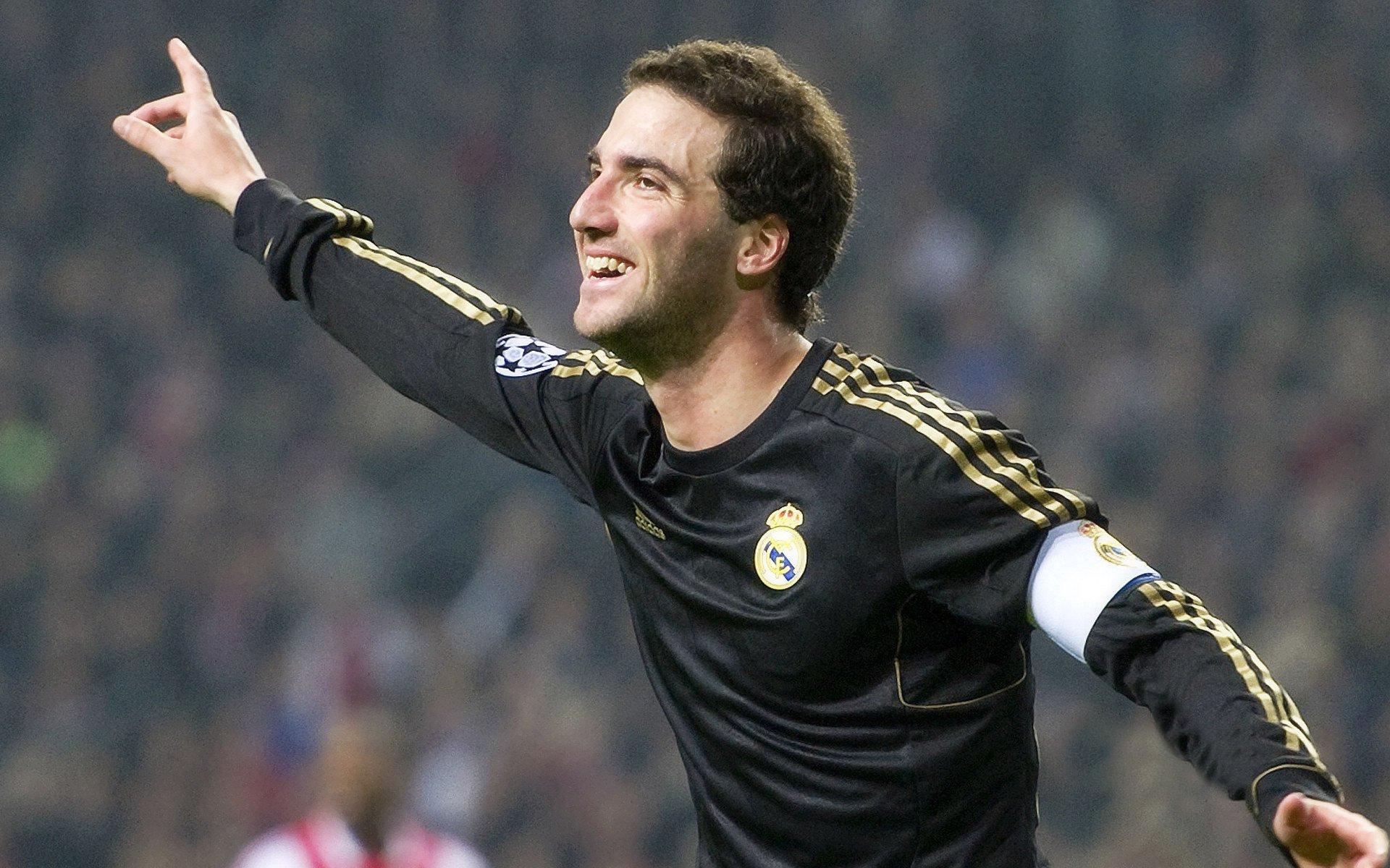 中国女排力克强敌巴西队,世界联赛再创佳绩