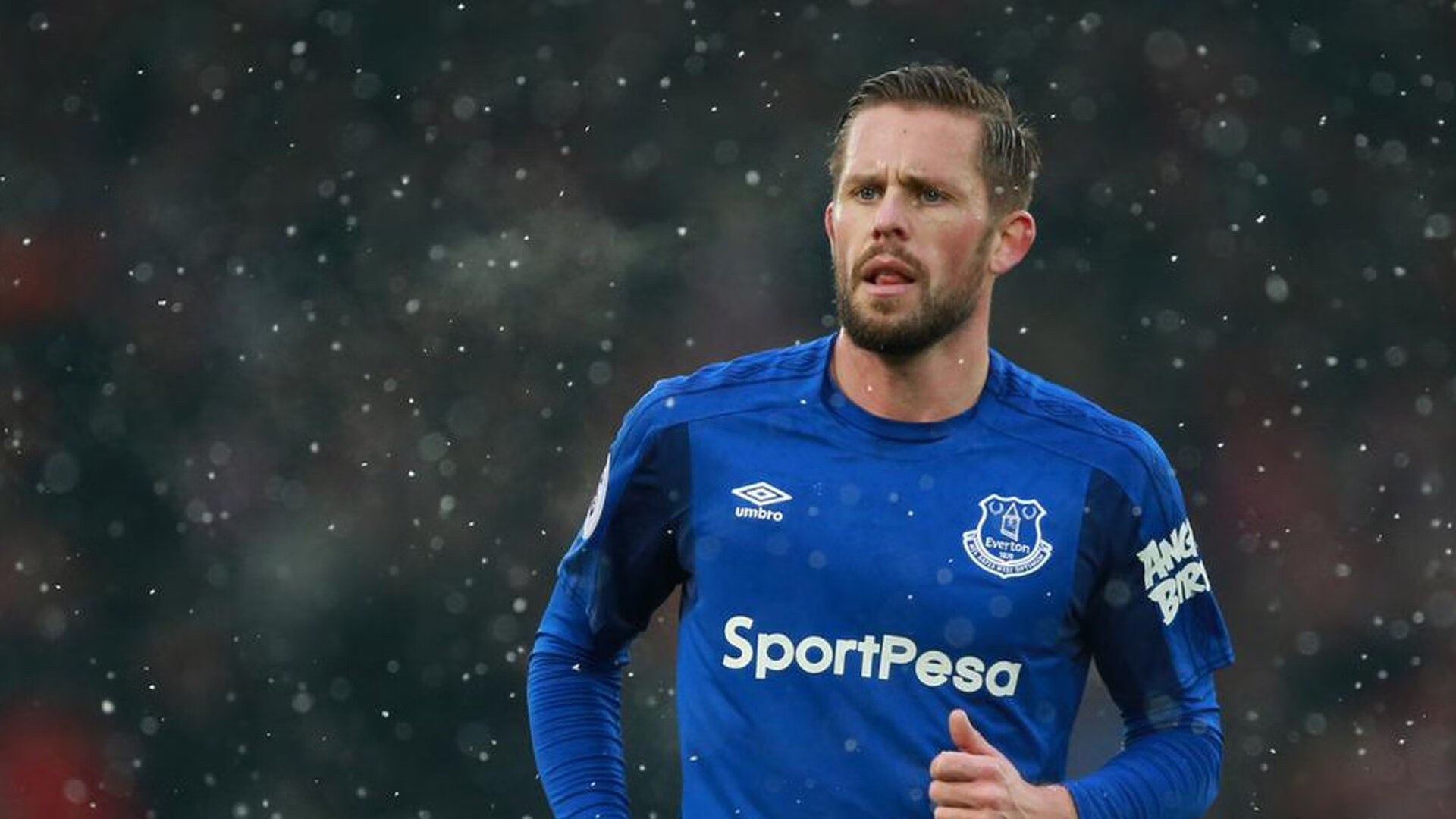 格斗巅峰对决,中国新星KO世界冠军,亚洲格斗迎来历史性突破