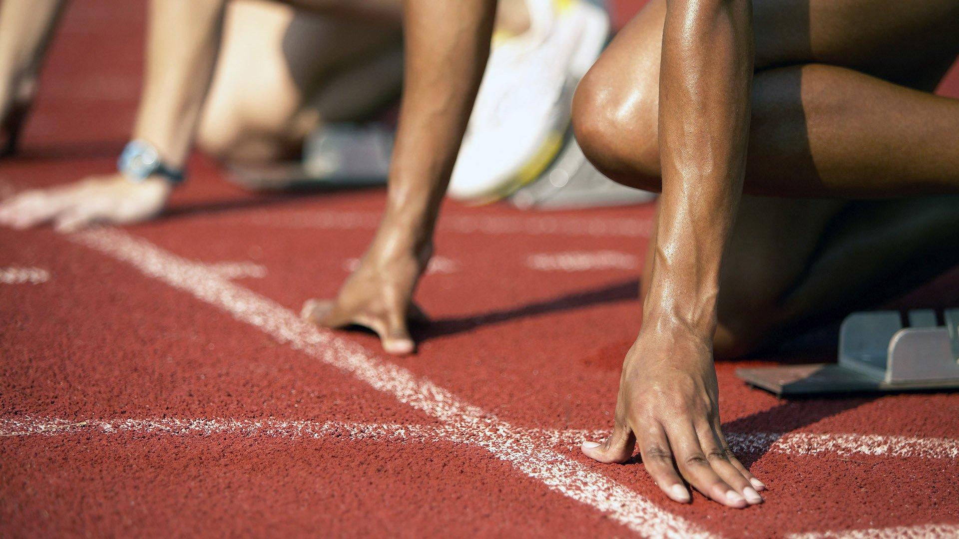 瓜迪奥拉盛赞多库惊人提升，战术新解，破密集防守需激活哈兰德